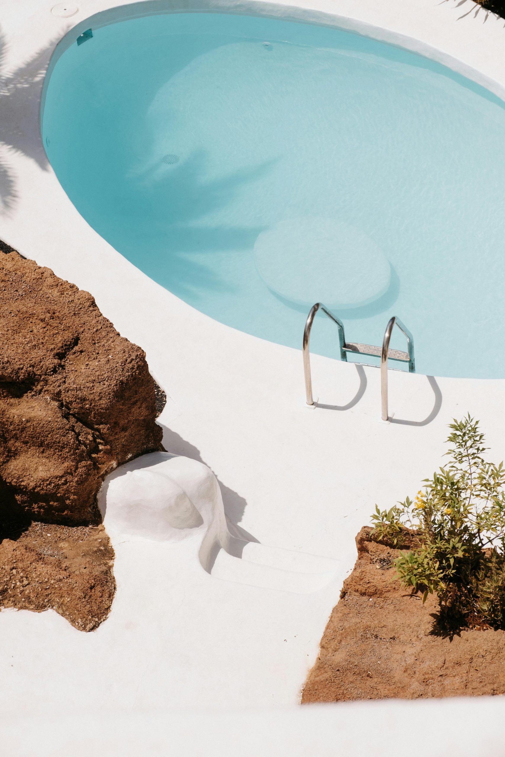 Guide complet pour changer le sable du filtre de piscine