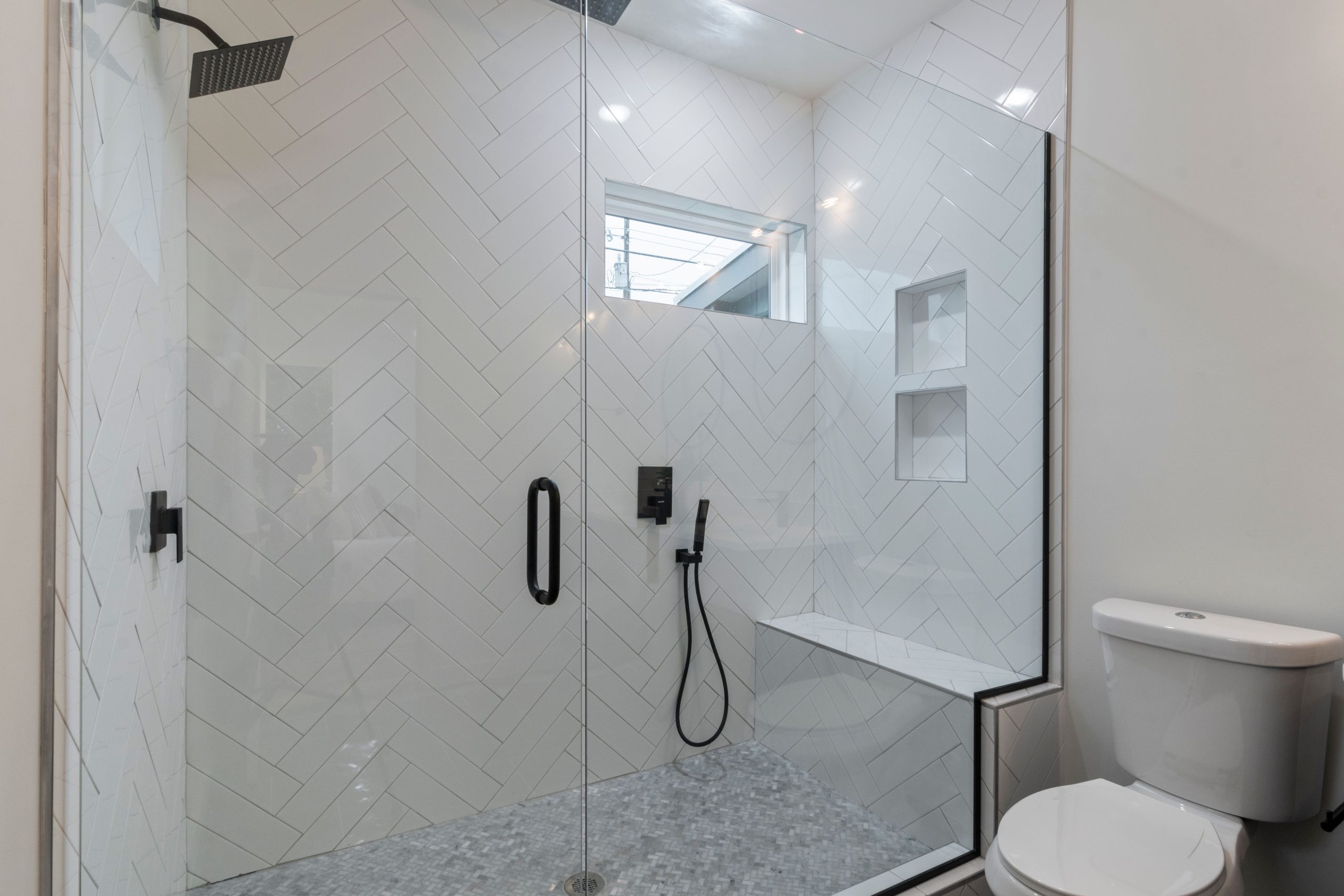Niche salle de bain élégante design contemporain